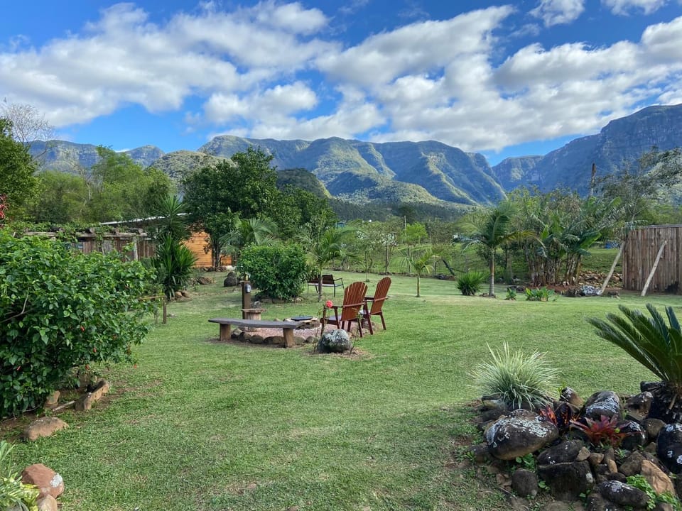 Nearby landmark, Day, Natural landscape, Garden, Garden, Garden view, Mountain view