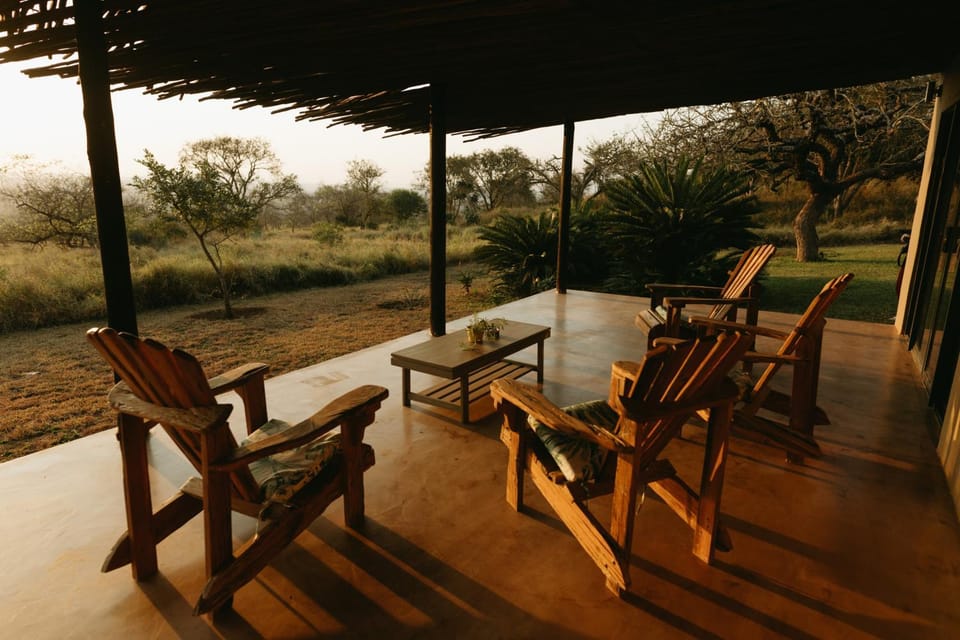 Patio, Day, Natural landscape, View (from property/room), Balcony/Terrace, Seating area