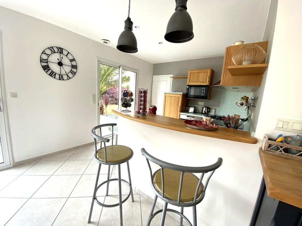 Maison 5 pièces 6 a 7 personnes à proximité de la plage du Fort-Bloqué - Wi-fi - Maeline Villa in Ploemeur