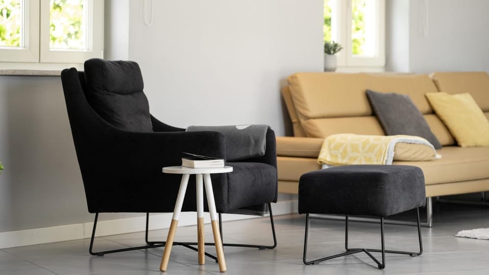 Living room, Seating area, air conditioner