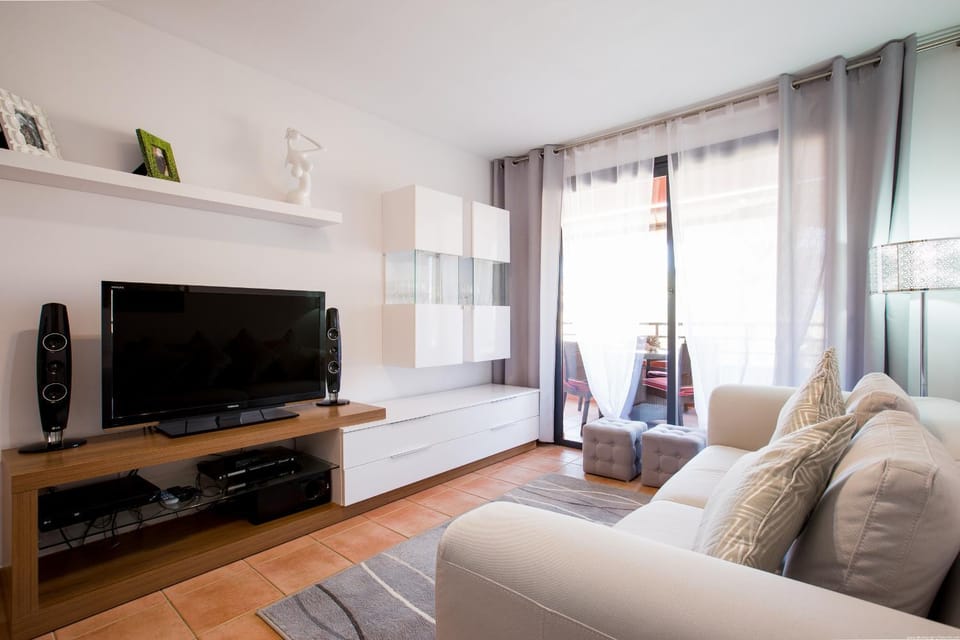 TV and multimedia, Living room, Seating area