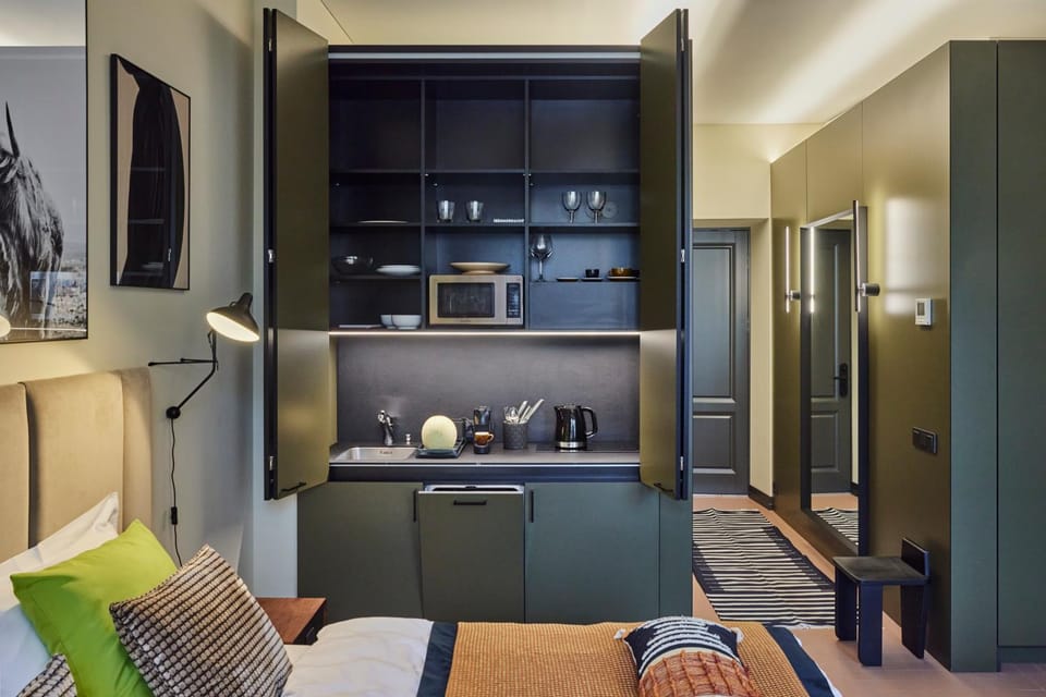 Kitchen or kitchenette