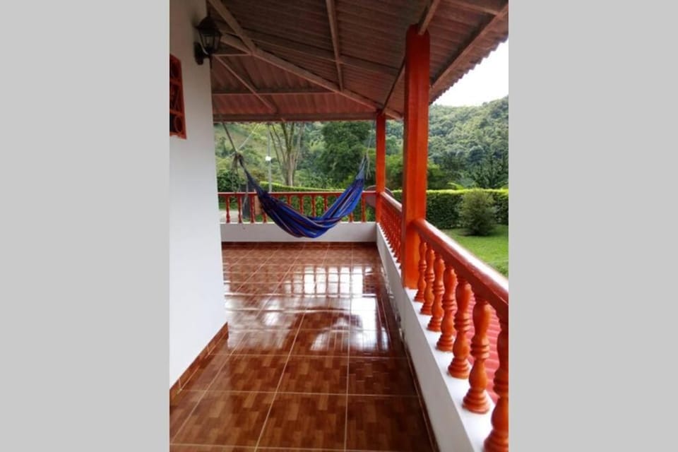Casa Campestre Privada El Reposo con piscina y WIFI House in Cundinamarca, Colombia