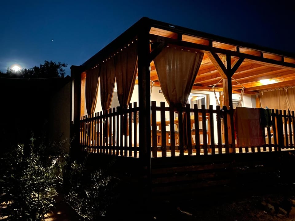 Mobile Home Stella Apartment in Tisno