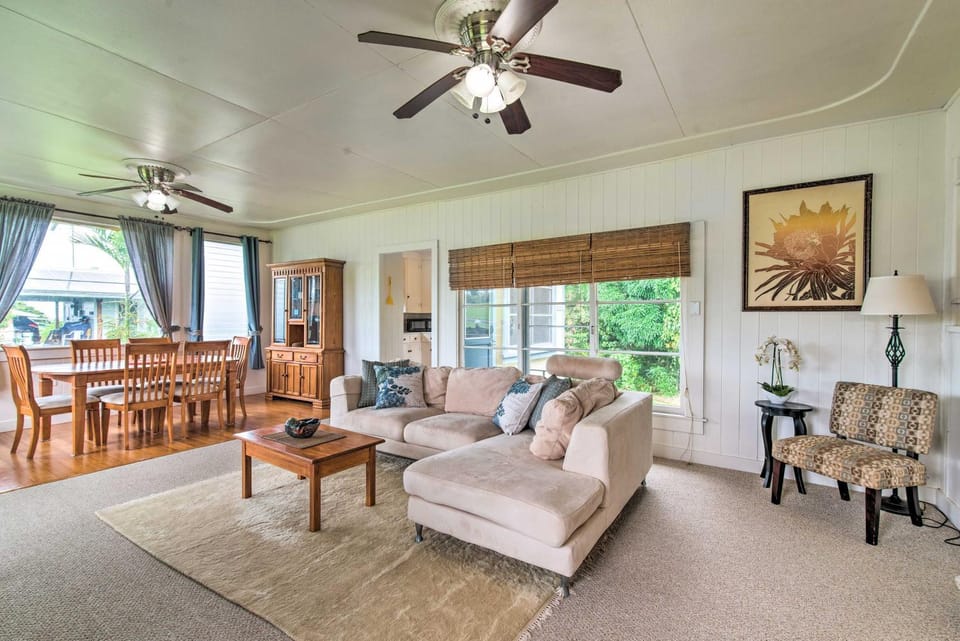 Hilo Home Base - 3 Miles to State Park & Beach! House in Hilo