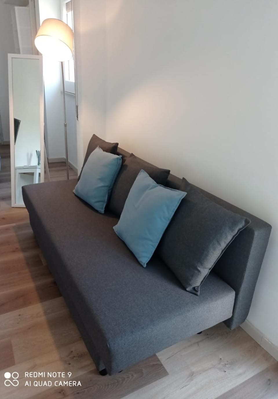 Living room, Photo of the whole room, Seating area