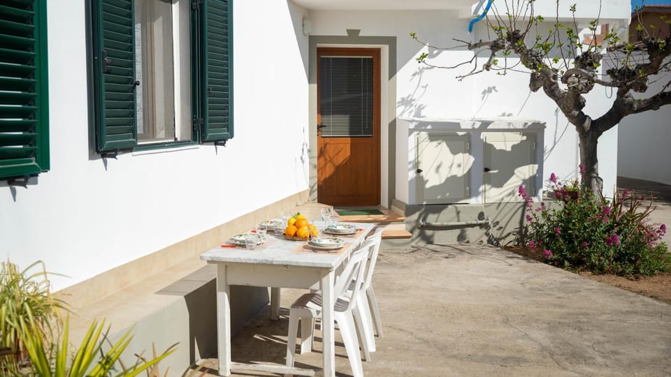 Property building, Garden