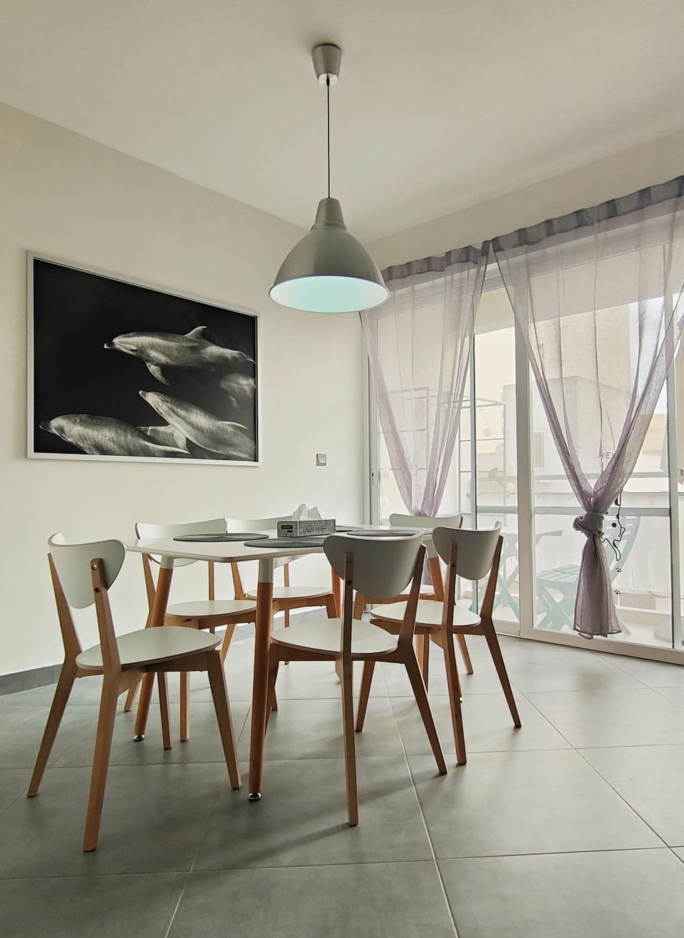 Seating area, Dining area