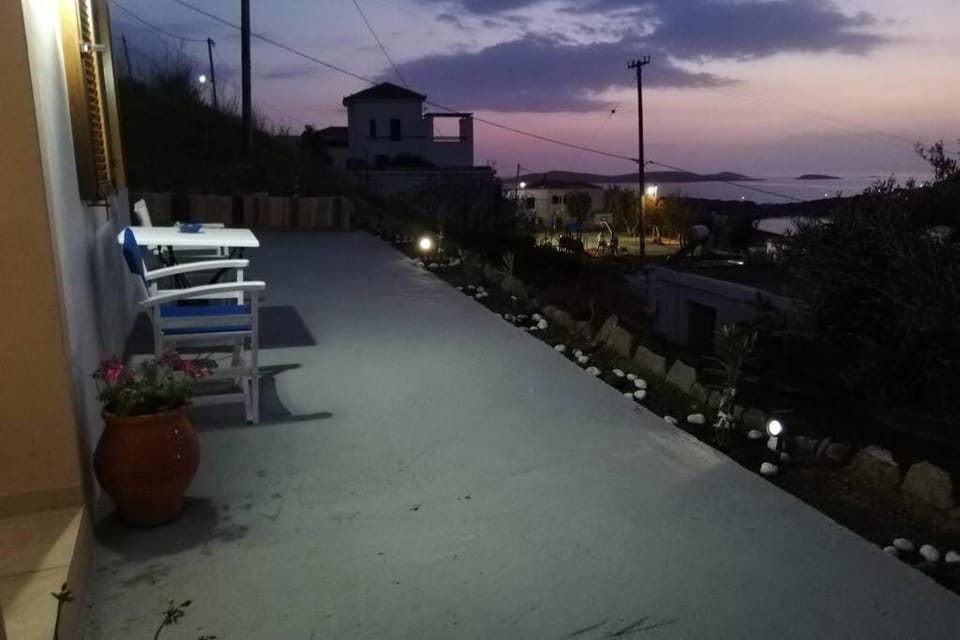 LORENTZIA ROOM Apartment in Decentralized Administration of the Aegean