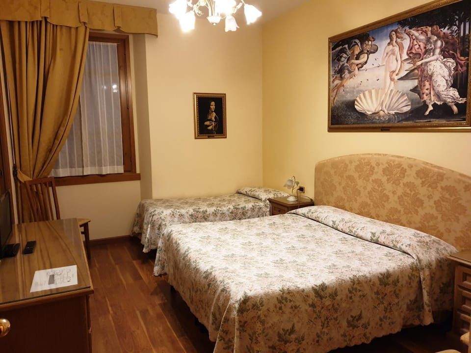 Hotel La Rosa Hotel in Tuscany