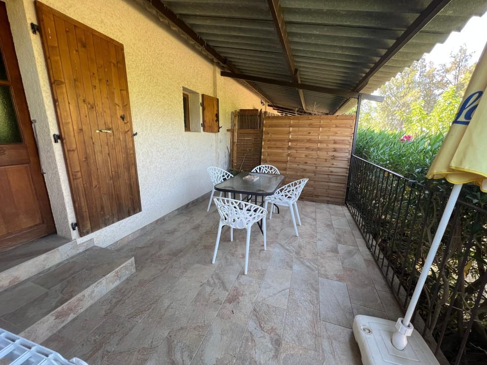 Patio, Balcony/Terrace, Balcony/Terrace
