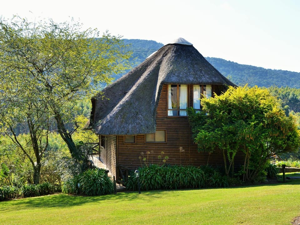 Property building, Day, Mountain view