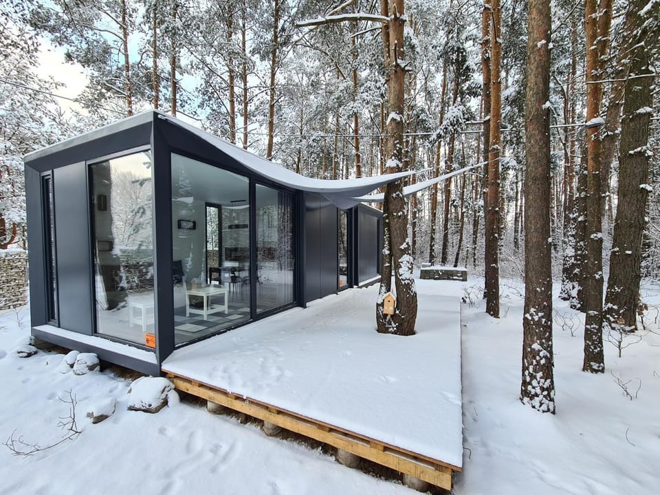 Property building, Natural landscape, Winter, Balcony/Terrace