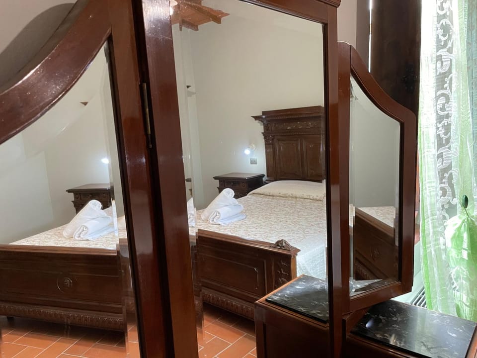 Agriturismo I Poggi Gialli Farm Stay in Tuscany