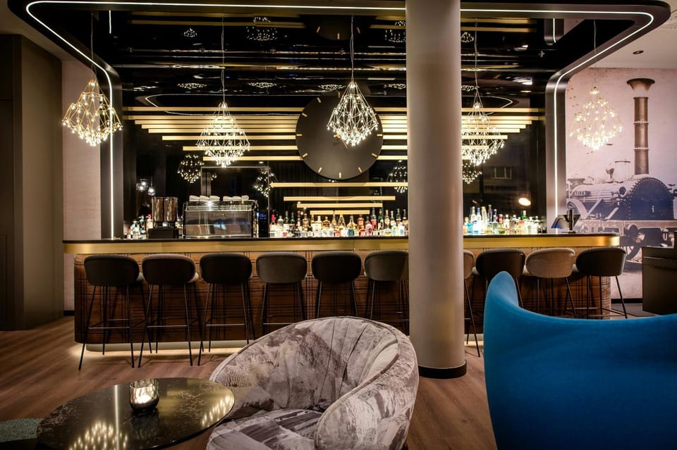 Lounge or bar