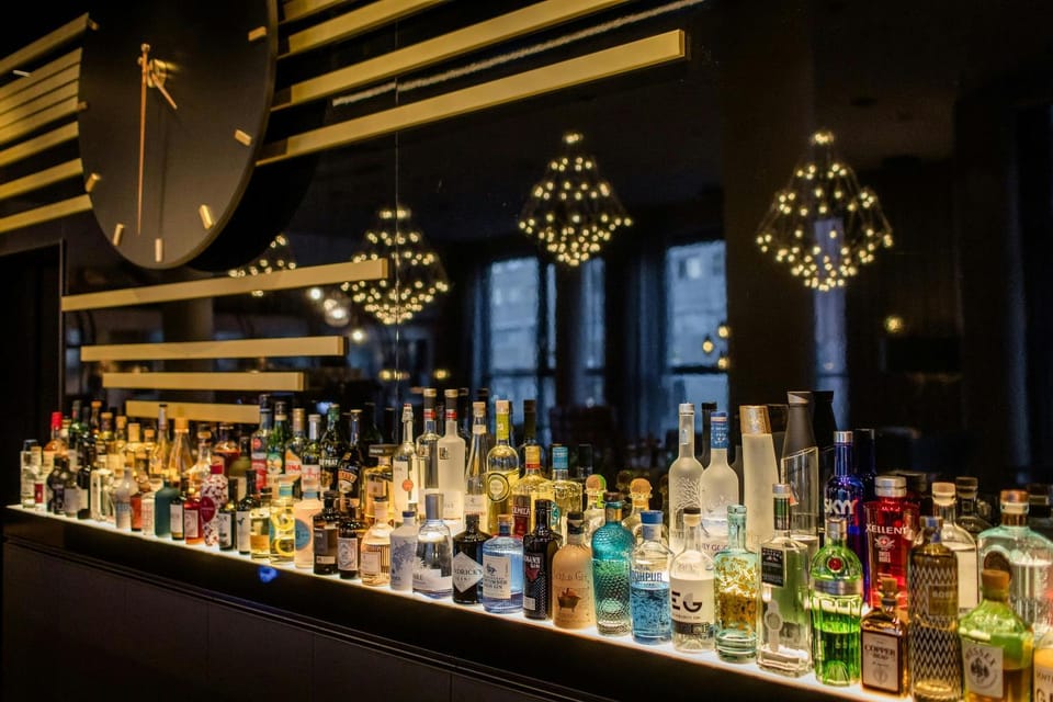Lounge or bar