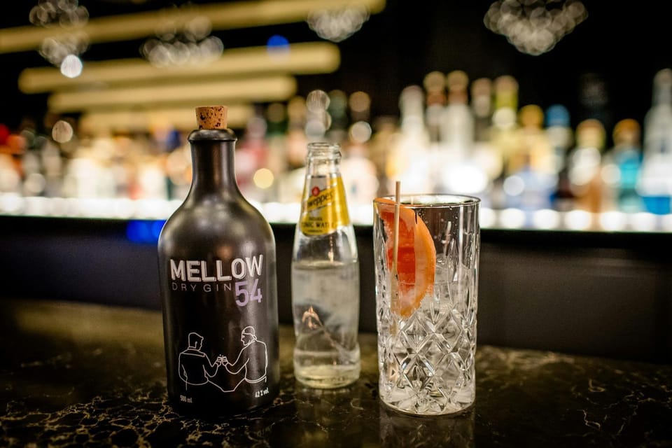 Lounge or bar