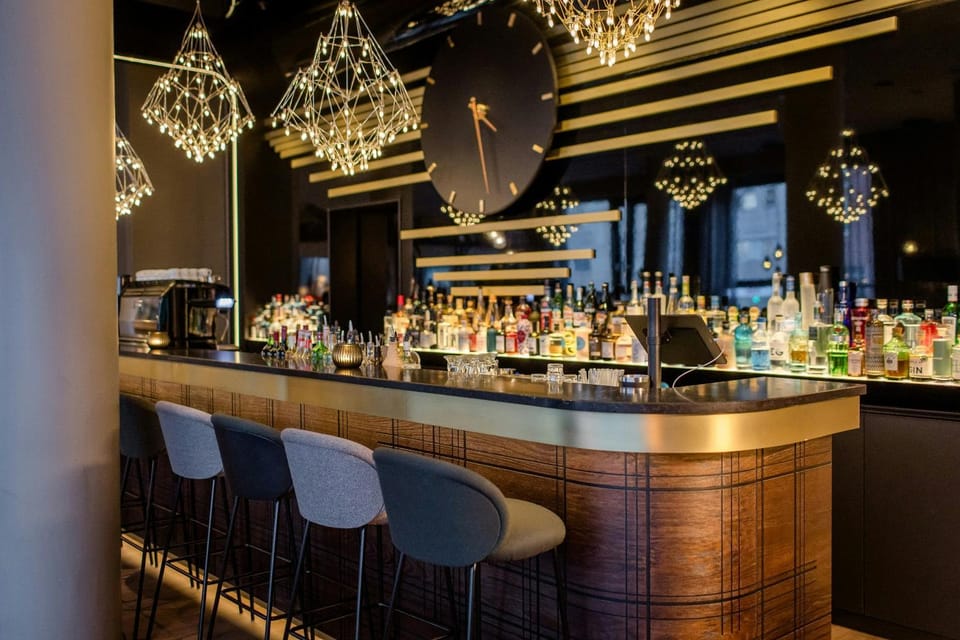 Lounge or bar