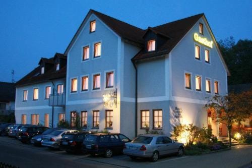 Facade/entrance, Night
