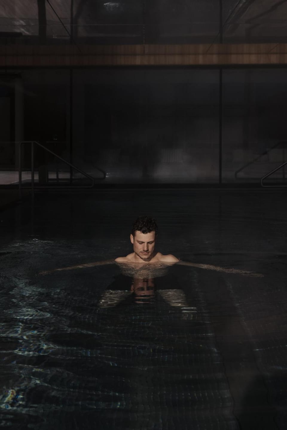 People, Spa and wellness centre/facilities, Pool view, Swimming pool
