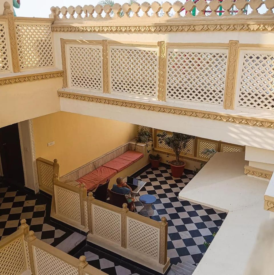 Seating area