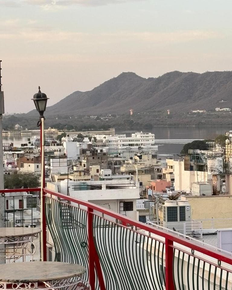 View (from property/room), City view