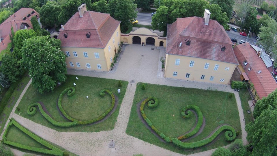 Rákóczi-Dessewffy Kastély Vendégház Villa in Slovakia