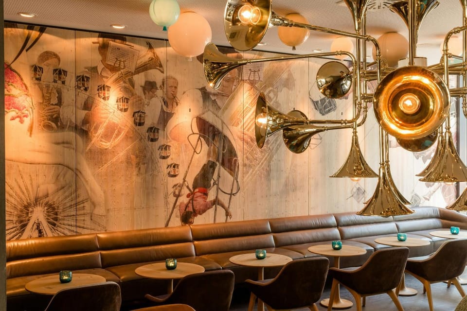 Lounge or bar