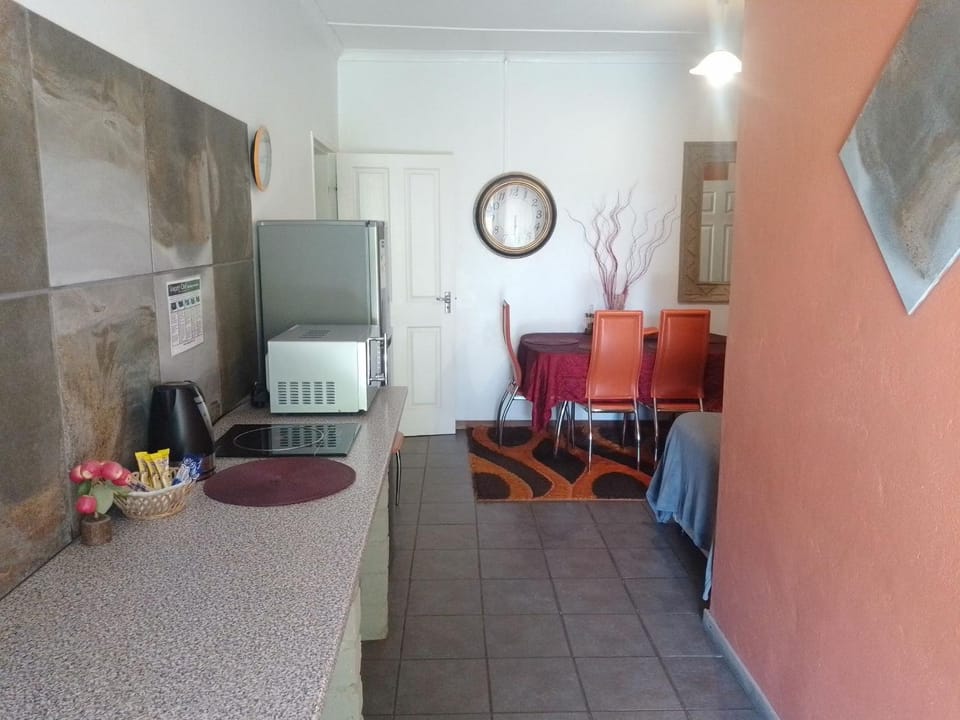 Aub Guesthouse - Mariental Bed and Breakfast in Namibia