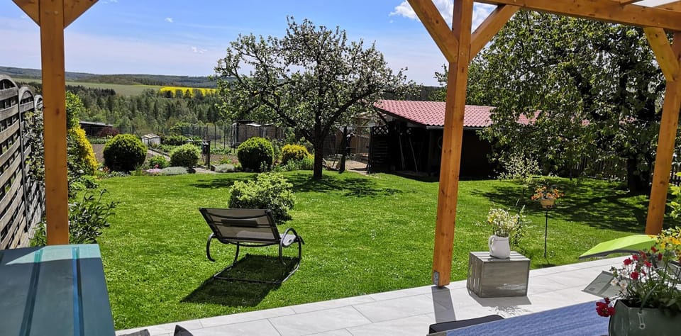 Spring, Garden, View (from property/room), Balcony/Terrace, Balcony/Terrace, Garden view, sunbed