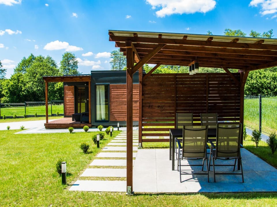 Patio, Facade/entrance, Natural landscape, BBQ facilities, Garden, Guests, Location, Family, sunbed, sunbed
