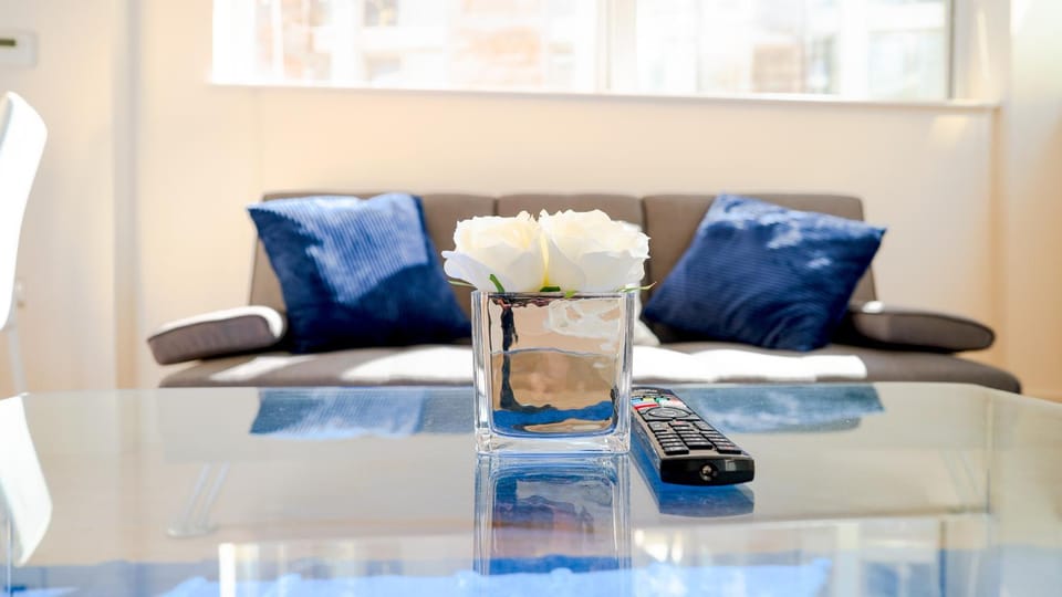Living room, Decorative detail