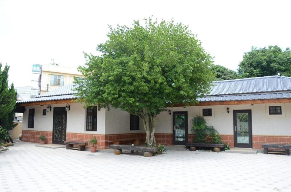 台中后里御馬園民宿 麗寶樂園民宿 Bed and Breakfast in Taiwan, Province of China