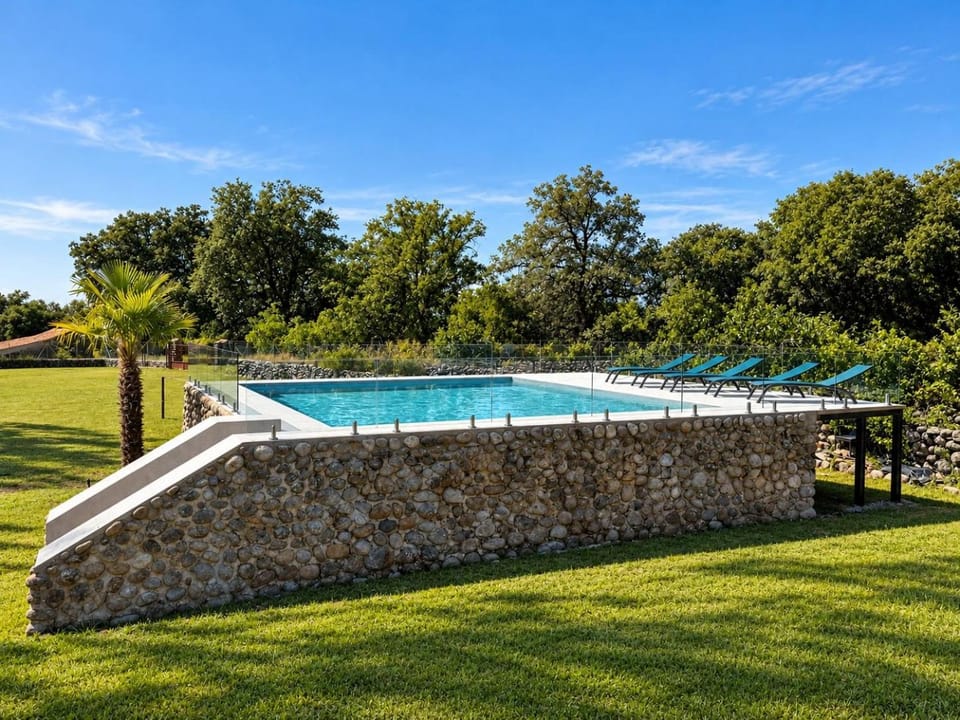 Spring, Garden, Garden view, Pool view, Swimming pool, sunbed