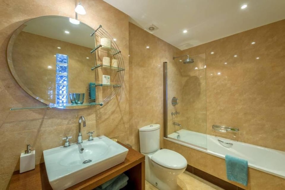 Palatial Villa in Hacienda Las Chapas, Marbella Villa in Marbella