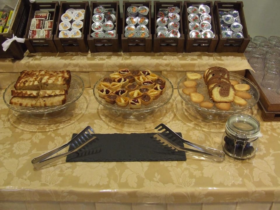 Food, Breakfast, Buffet breakfast