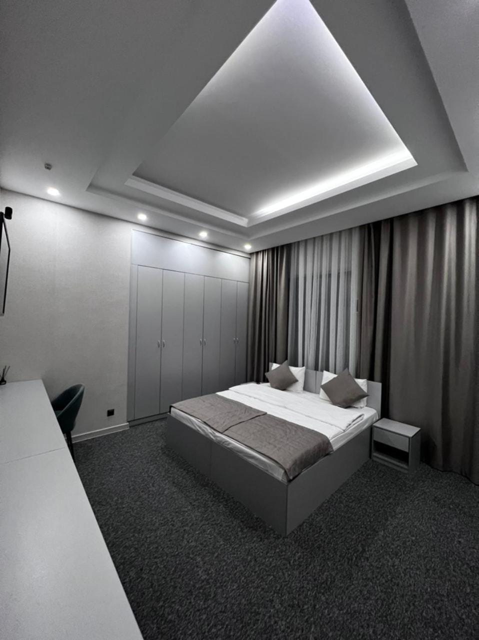 Bed, Photo of the whole room