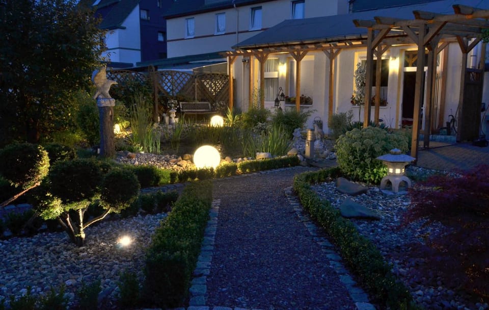Facade/entrance, Night, Garden, Balcony/Terrace