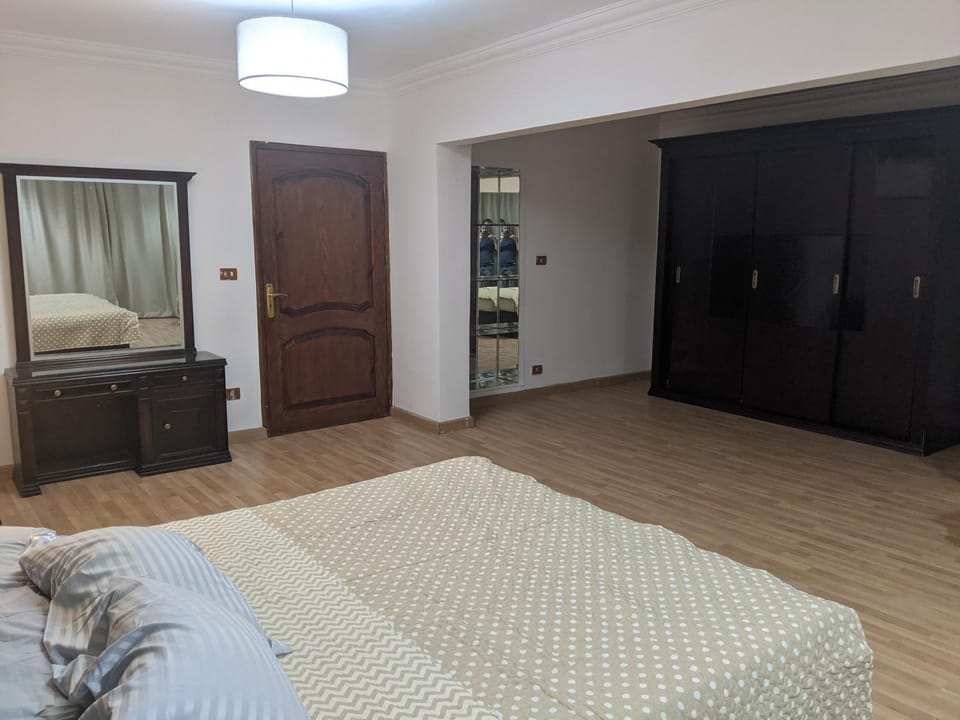 Bed, Photo of the whole room, Bedroom, wardrobe