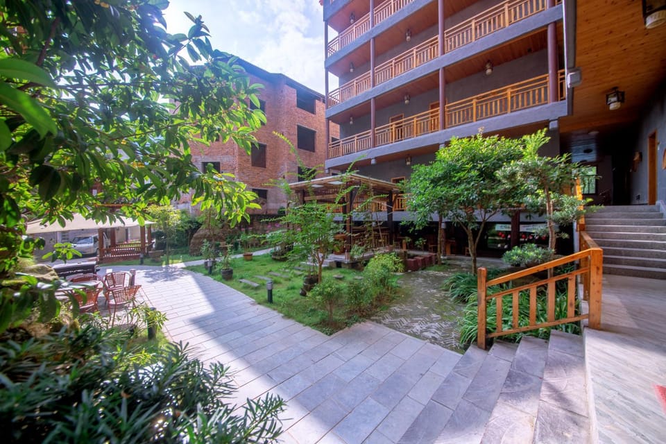 Property building, Spring, Day, Garden view
