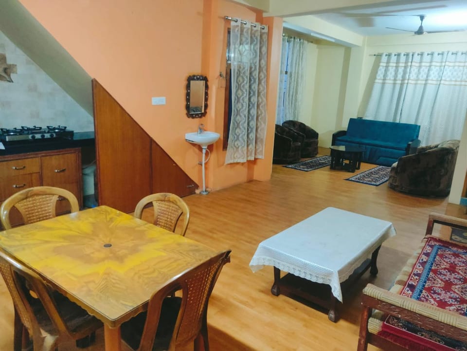 Thakur Apartment Apartment in Shimla