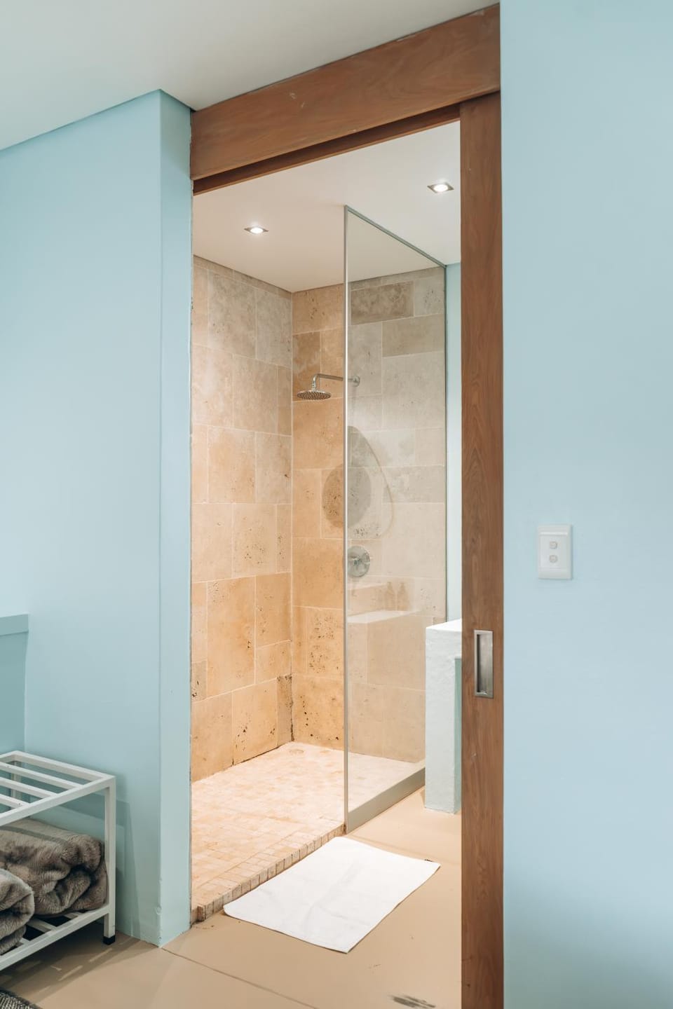 Shower, Bathroom, towels, VIP