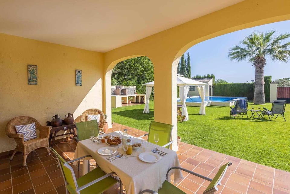 Balcony/Terrace, Garden view