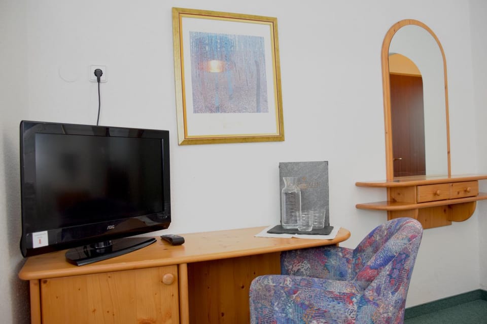 TV and multimedia, Seating area