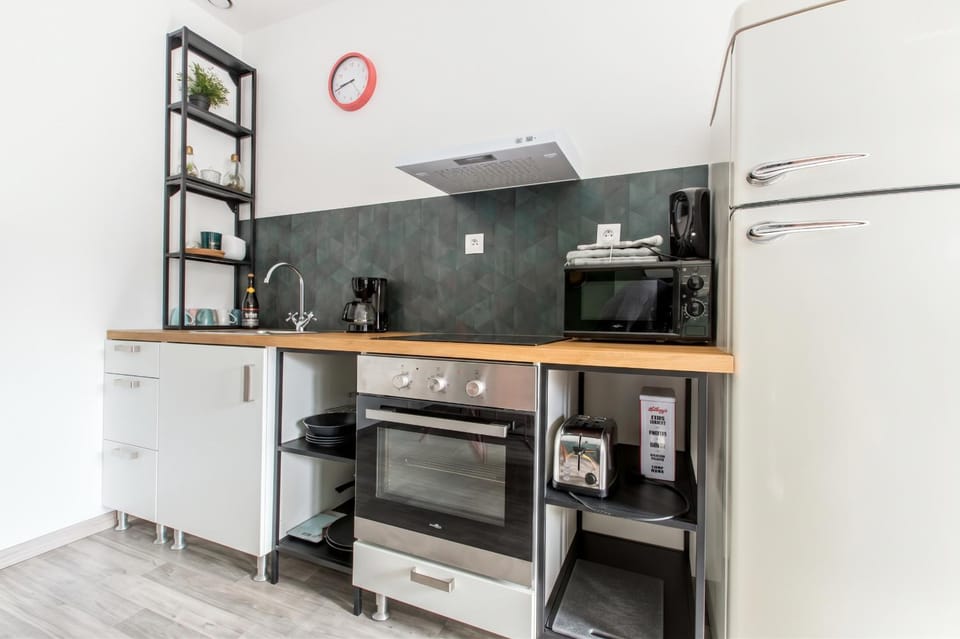 Kitchen or kitchenette, oven, stove, kitchen