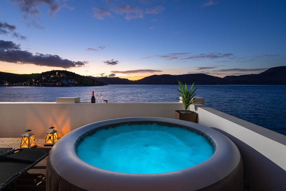 Hot Tub, View (from property/room)