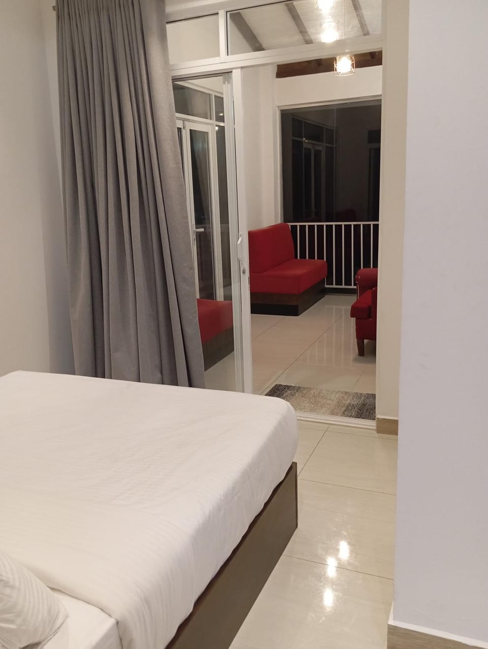 Twin Villa Red - Luxury Villa with Mountain View Hotel in Nuwara Eliya