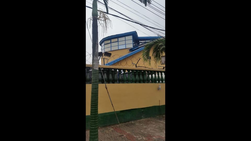 Divine Fountain Hotel - Guest Room Bed and Breakfast in Lagos