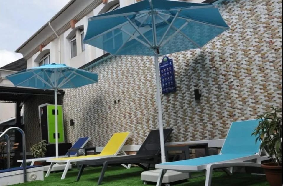 Springhill Hotel Suites-Guest Room Bed and Breakfast in Nigeria