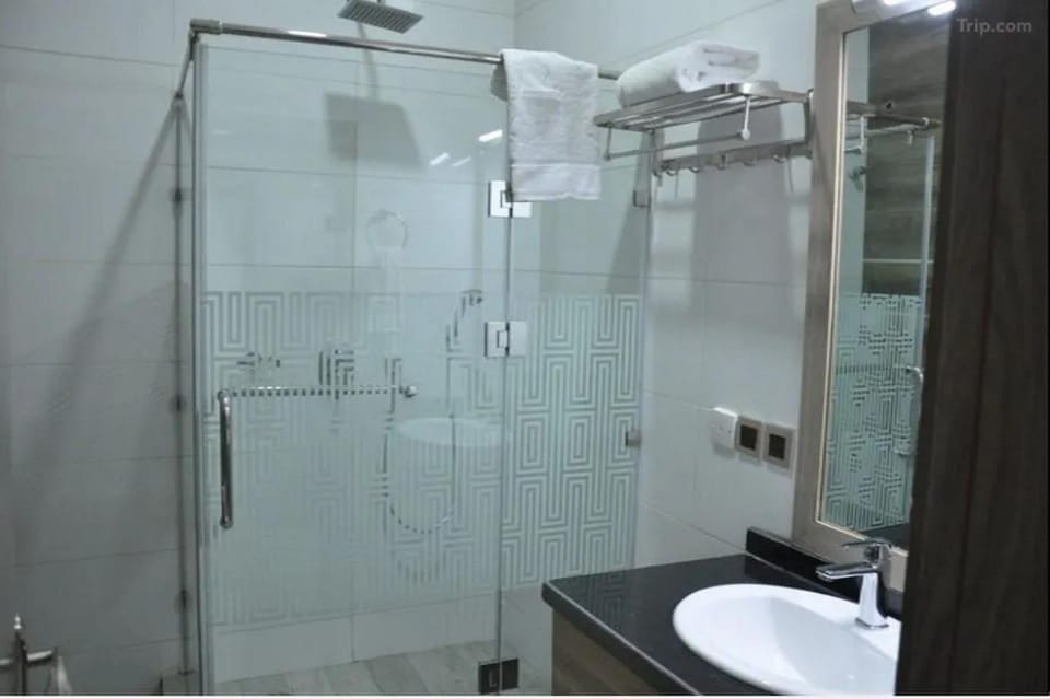 Springhill Hotel Suites-Guest Room Bed and Breakfast in Nigeria